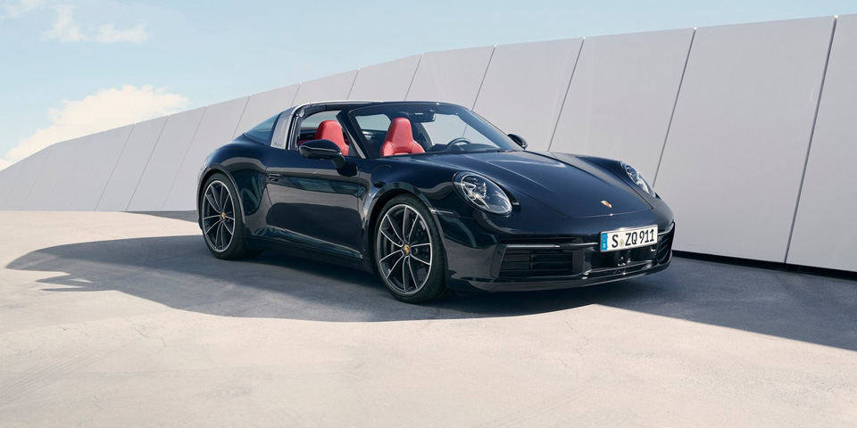 New Porsche 911 Targa 4 and 4S