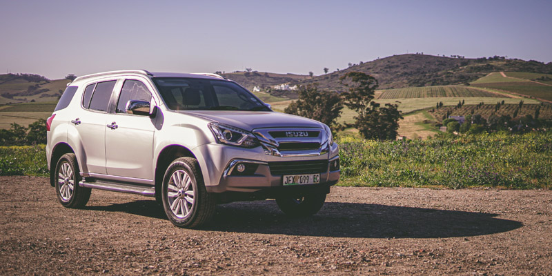 Isuzu mu-X Review